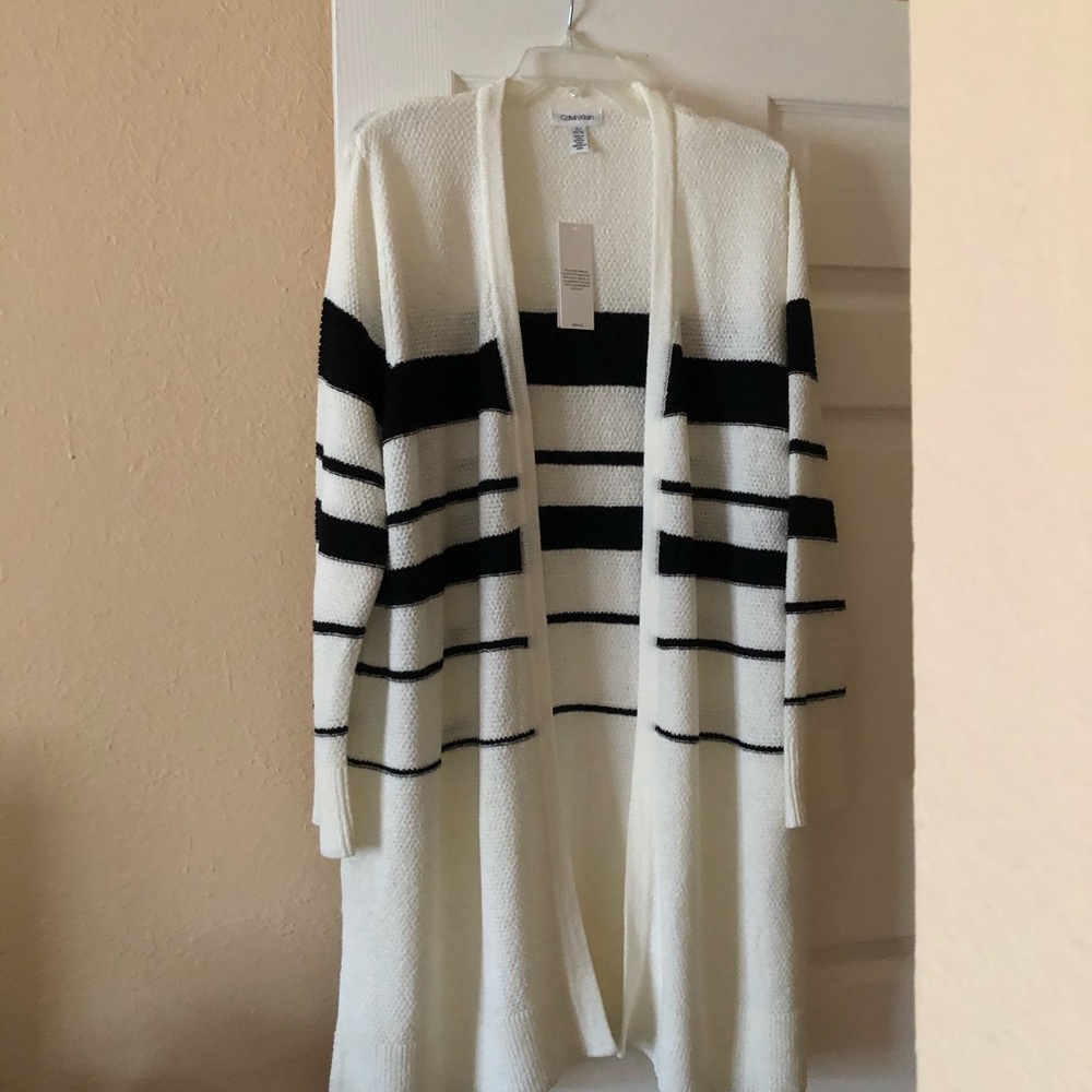 Calvin Klein light weight cardigan
